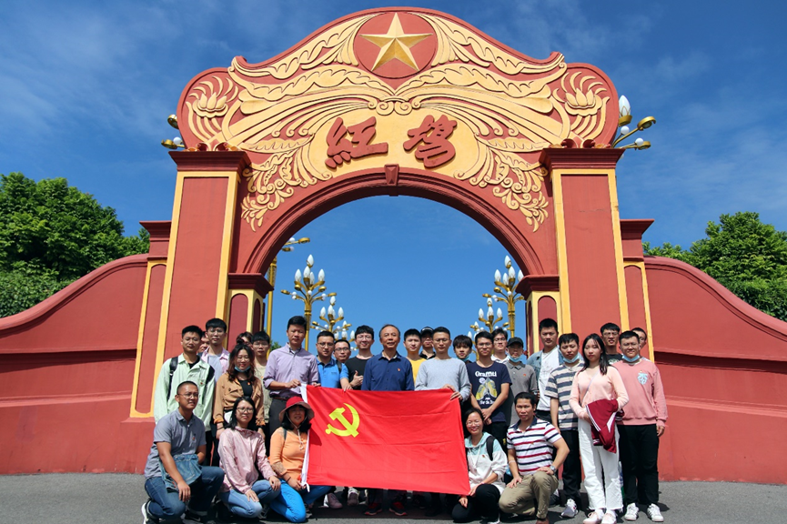 活动第二站是海丰老革命区红宫红场